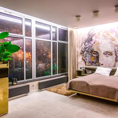 Pietryna Apartments Luxury - Sauna , Jacuzzi , Bezposrednio Przy Ul Piotrkowskiej Łódź Exteriör bild