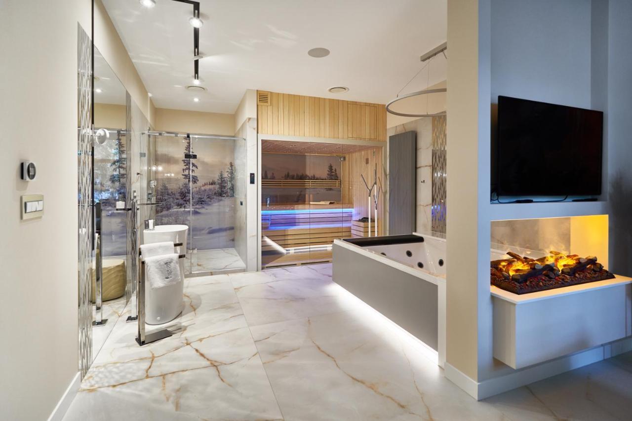 Pietryna Apartments Luxury - Sauna , Jacuzzi , Bezposrednio Przy Ul Piotrkowskiej Łódź Exteriör bild