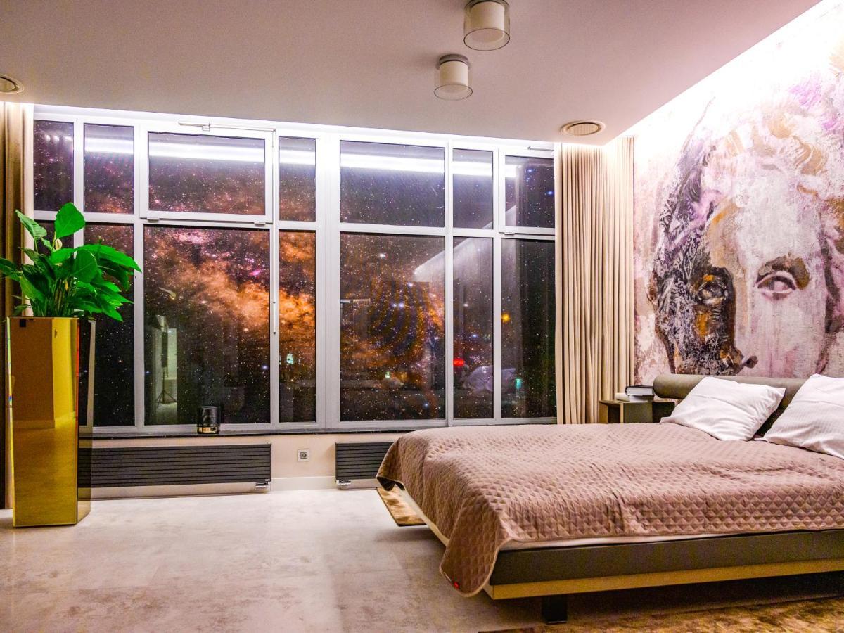 Pietryna Apartments Luxury - Sauna , Jacuzzi , Bezposrednio Przy Ul Piotrkowskiej Łódź Exteriör bild