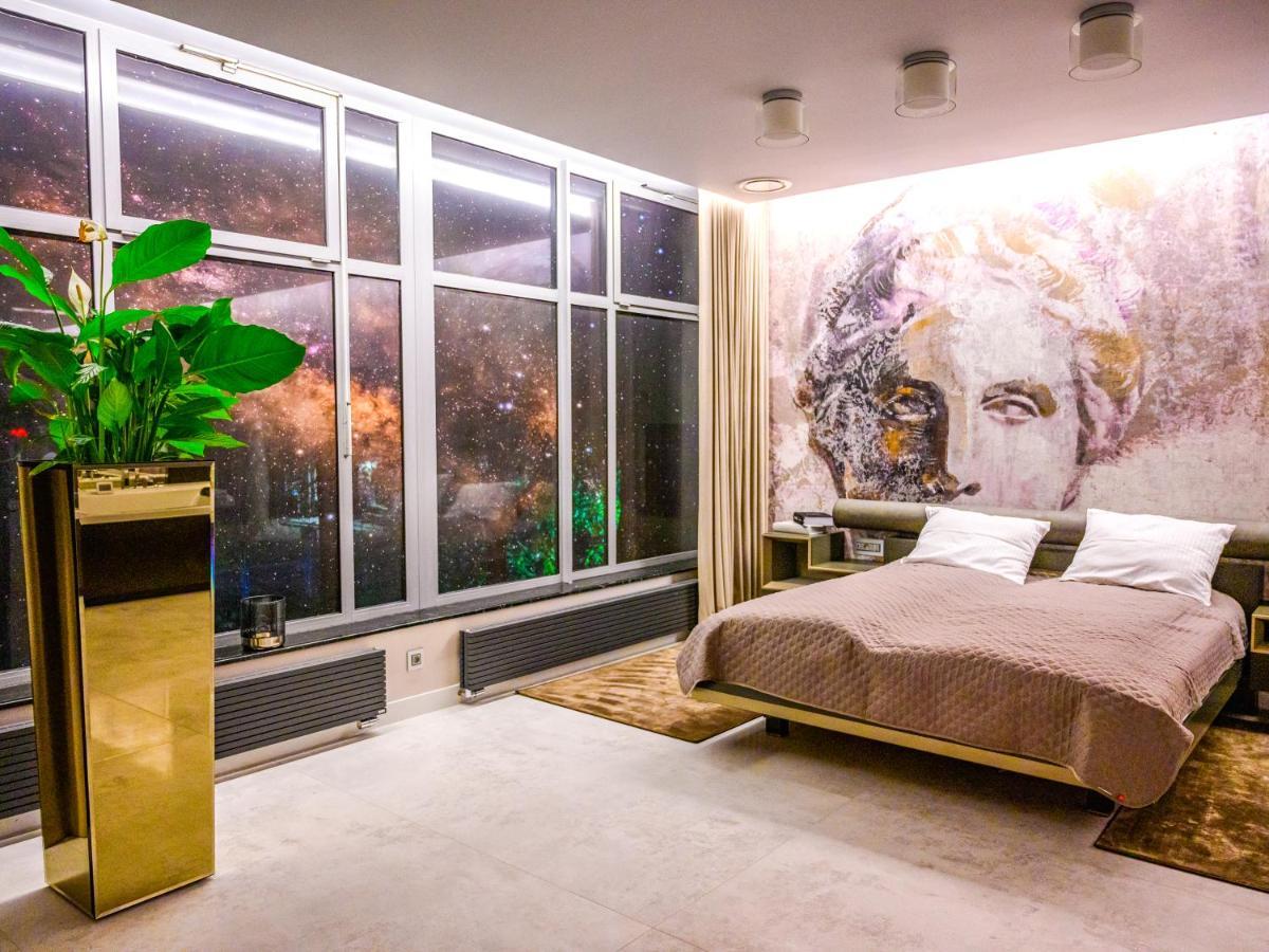 Pietryna Apartments Luxury - Sauna , Jacuzzi , Bezposrednio Przy Ul Piotrkowskiej Łódź Exteriör bild