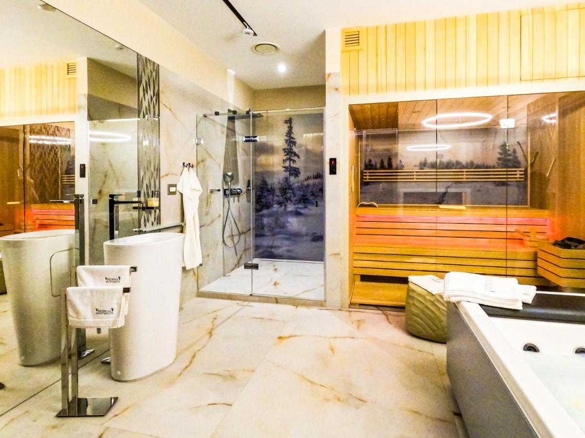 Pietryna Apartments Luxury - Sauna , Jacuzzi , Bezposrednio Przy Ul Piotrkowskiej Łódź Exteriör bild