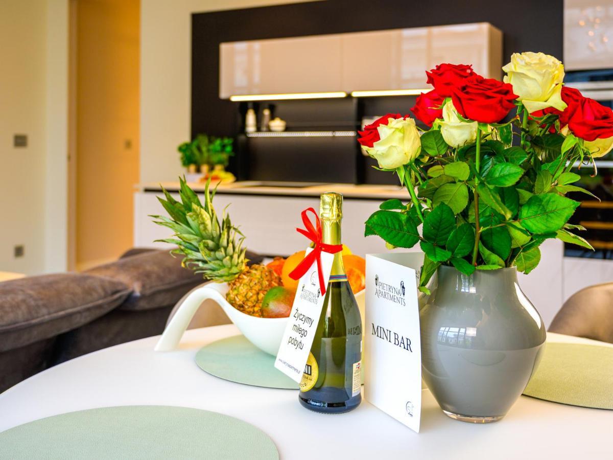 Pietryna Apartments Luxury - Sauna , Jacuzzi , Bezposrednio Przy Ul Piotrkowskiej Łódź Exteriör bild