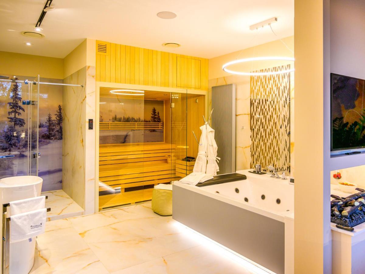 Pietryna Apartments Luxury - Sauna , Jacuzzi , Bezposrednio Przy Ul Piotrkowskiej Łódź Exteriör bild